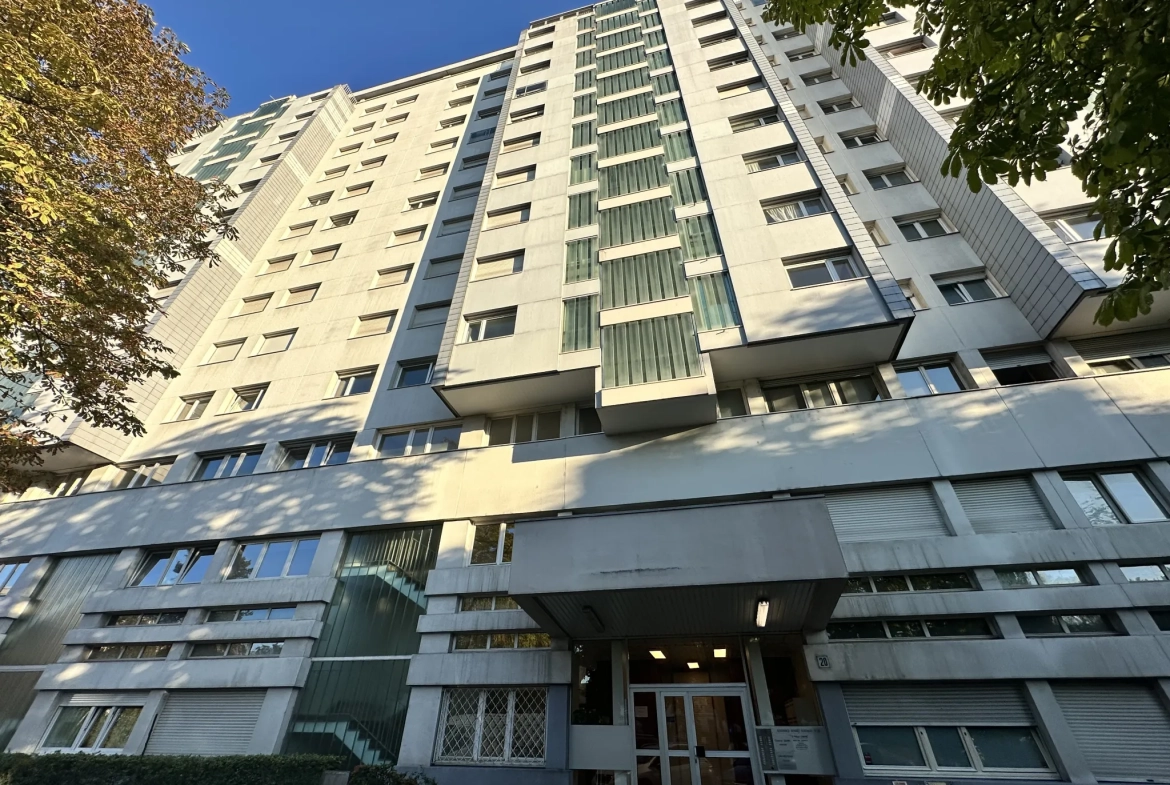 Appartement de 75m² à Mulhouse - Opportunité d’investissement locatif au 3ème étage 