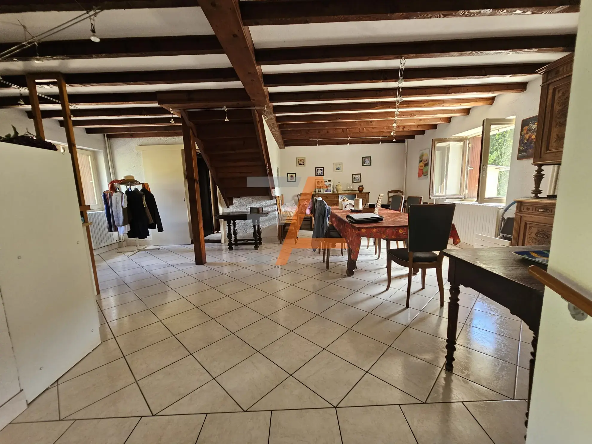Belle maison de 180 m² avec grand terrain dans le Pilat 