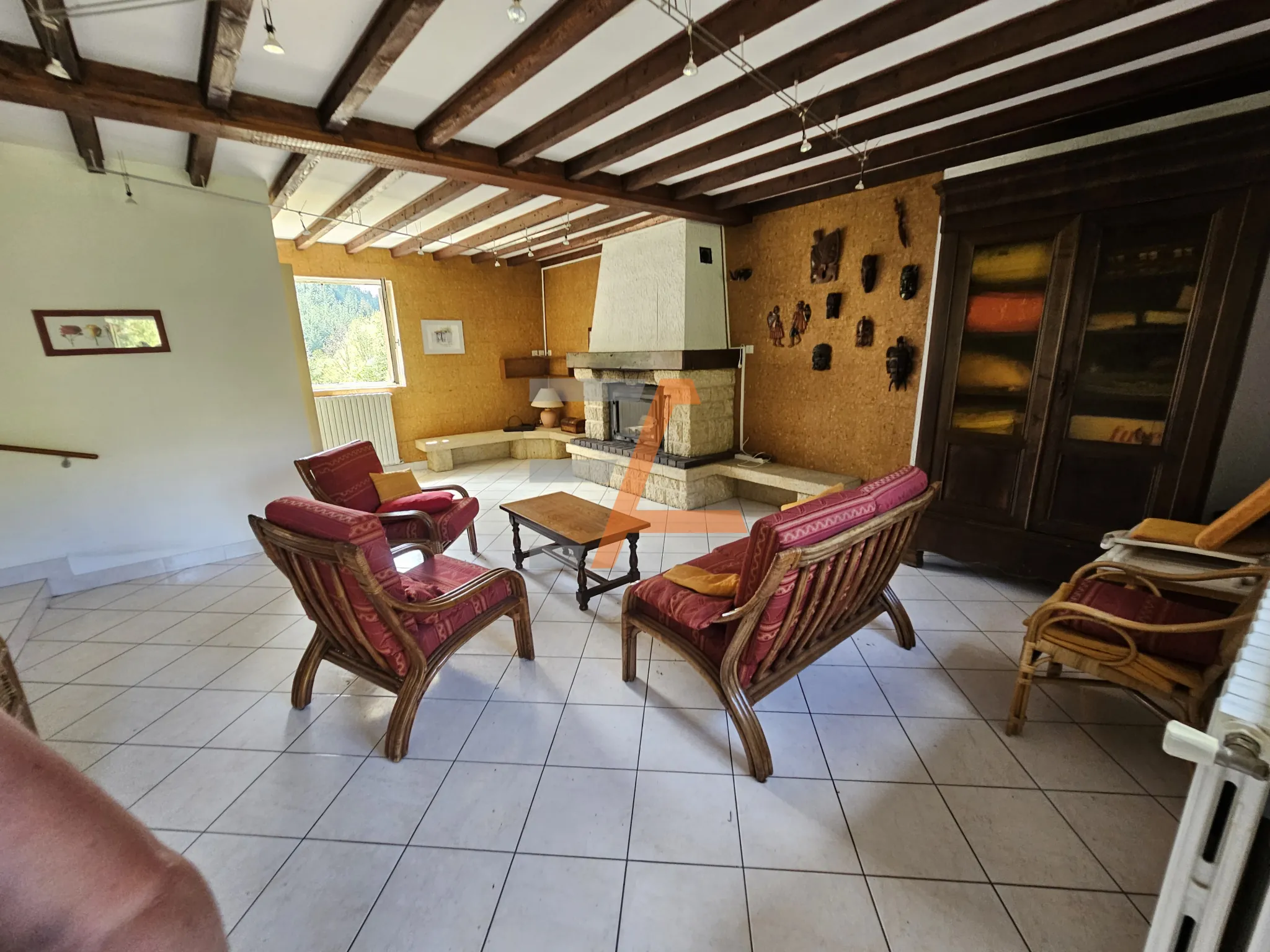 Belle maison de 180 m² avec grand terrain dans le Pilat 