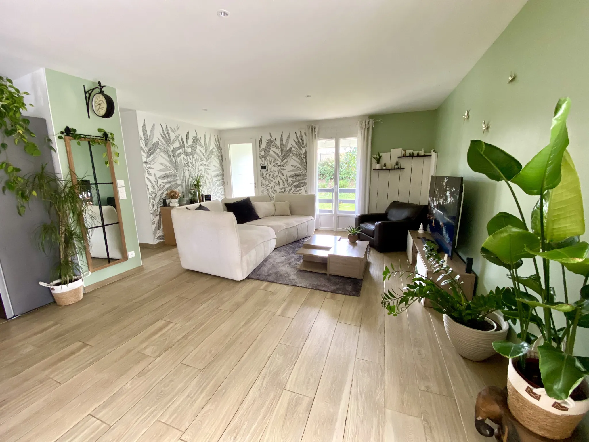 Belle maison à Barsac avec piscine, jardin et double garage 