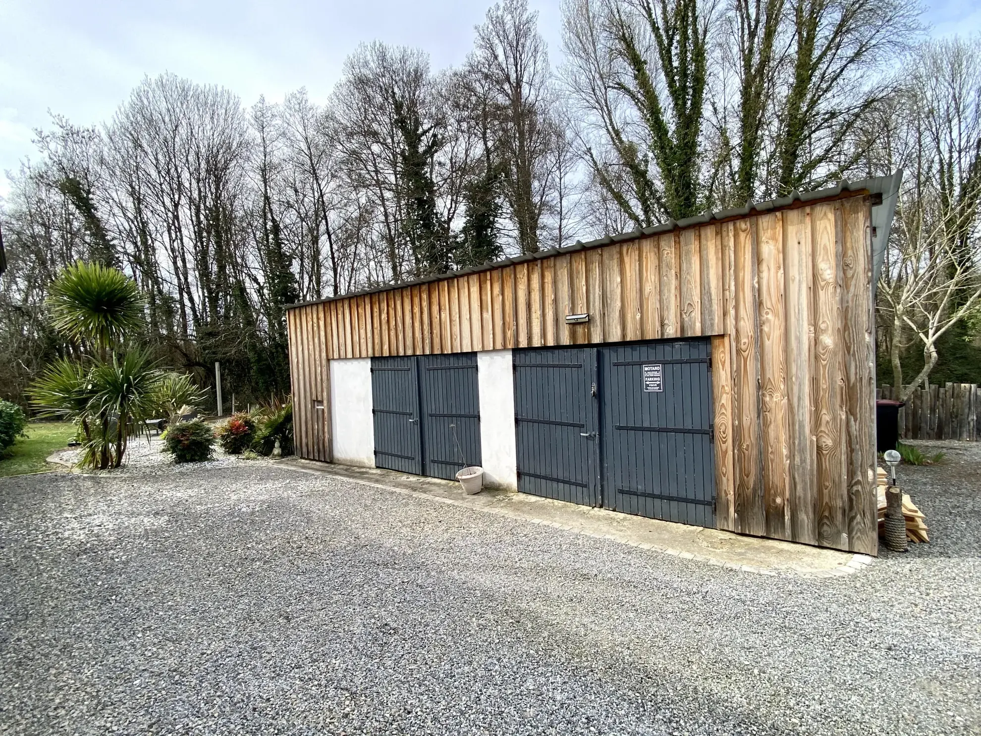 Belle maison à Barsac avec piscine, jardin et double garage 