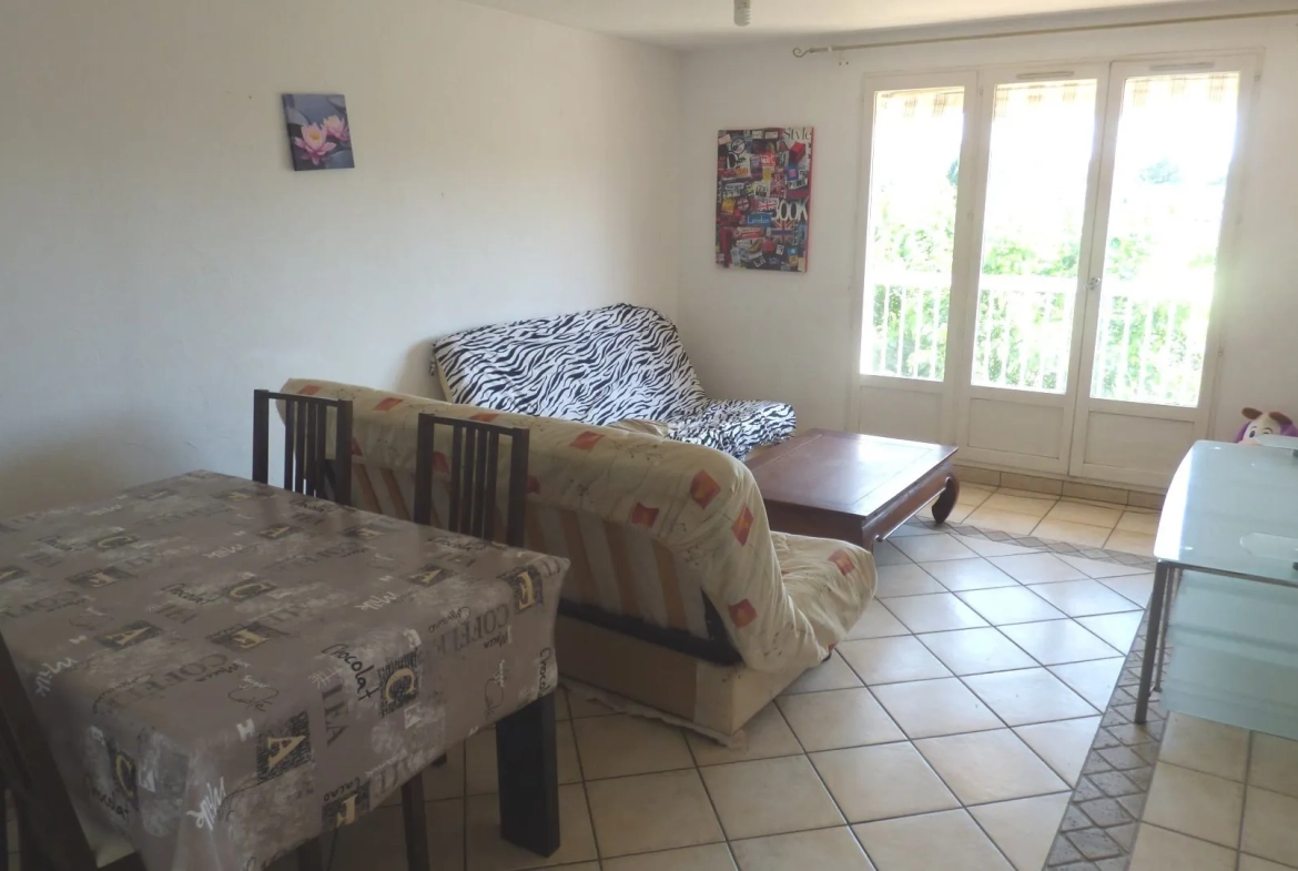 Appartement T3 à Draguignan avec terrasse et parking - Investissement locatif sécurisé 