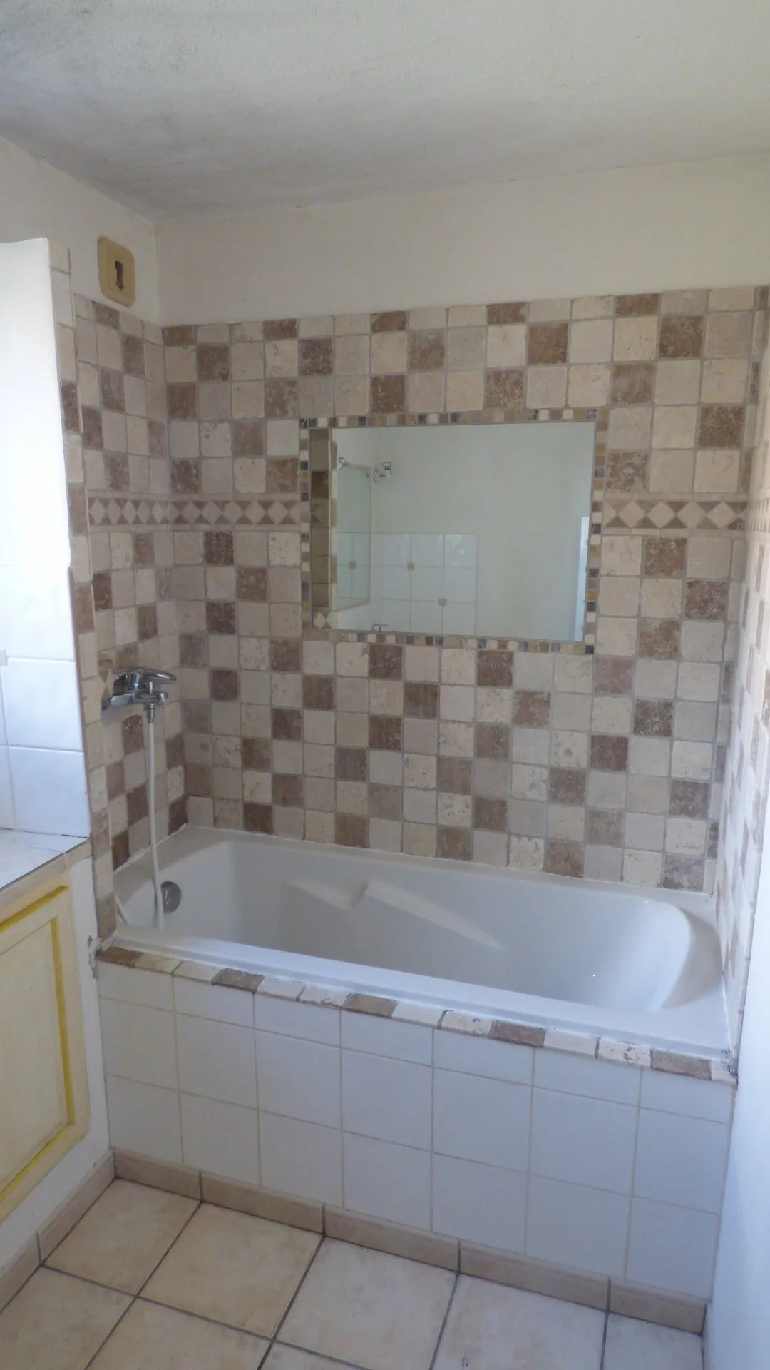 Appartement T3 à Draguignan avec terrasse et parking - Investissement locatif sécurisé 