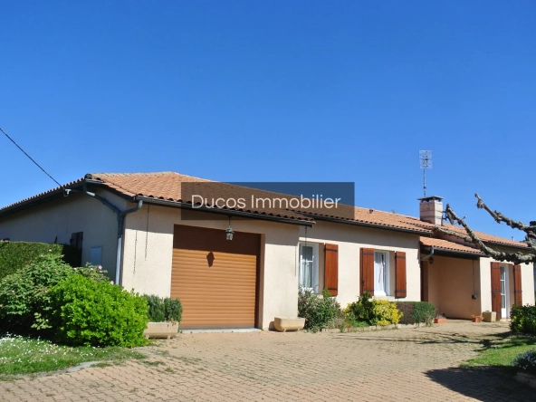 Belle maison de plain-pied à Lavergne avec jardin et garage