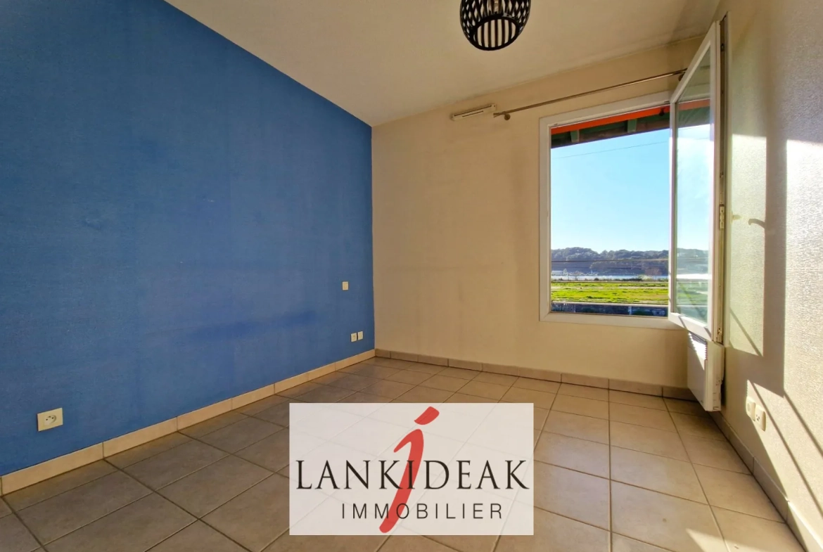 Appartement T3 de 67 m2 à Boucau avec terrasse et parking privé 