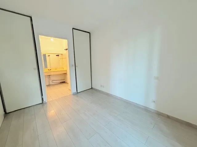 Achat appartement 3 pièces avec jardin et piscine au Cannet 