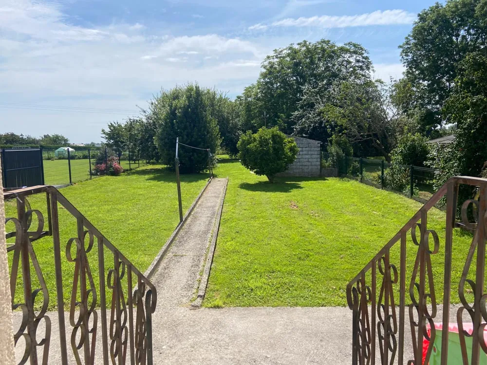 Maison individuelle avec grand terrain à Jeumont, village recherché 