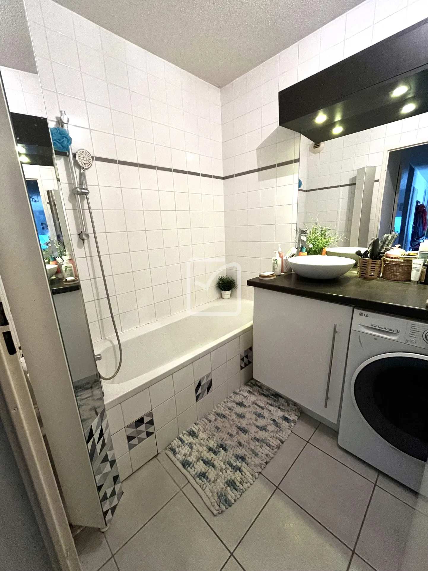 Appartement T3 lumineux de 66 m² avec terrasse et garage à Mérignac 