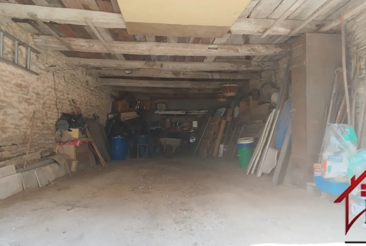 Maison en pierres de 127 m² avec 4 chambres à Giey-sur-Aujon, parfait état 