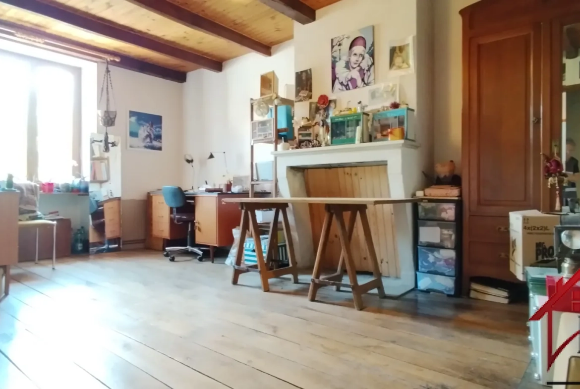 Maison en pierres de 127 m² avec 4 chambres à Giey-sur-Aujon, parfait état 