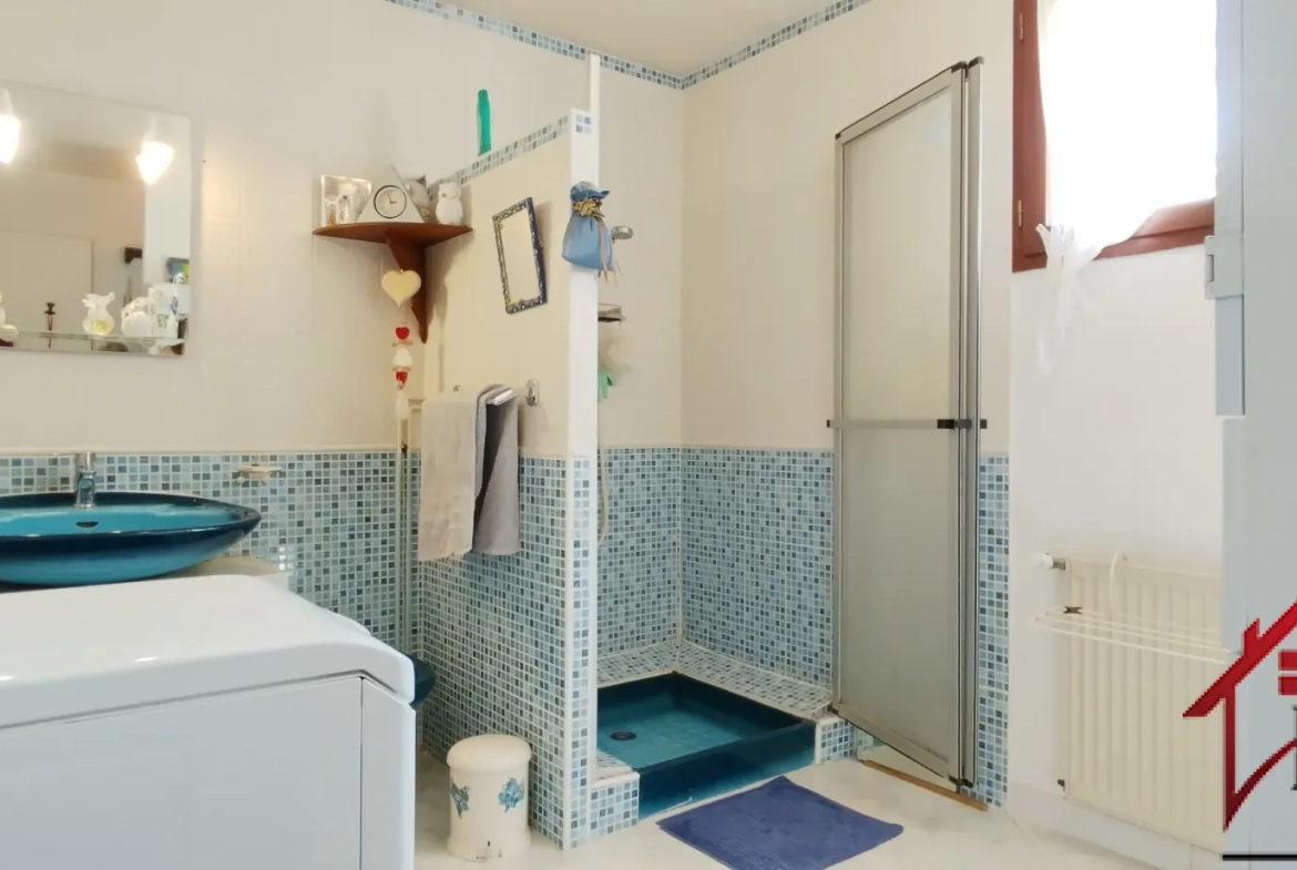 Maison en pierres de 127 m² avec 4 chambres à Giey-sur-Aujon, parfait état 