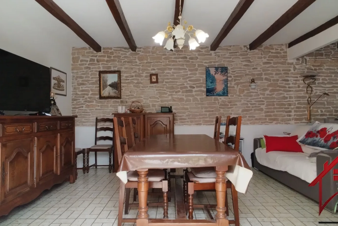 Maison en pierres de 127 m² avec 4 chambres à Giey-sur-Aujon, parfait état 