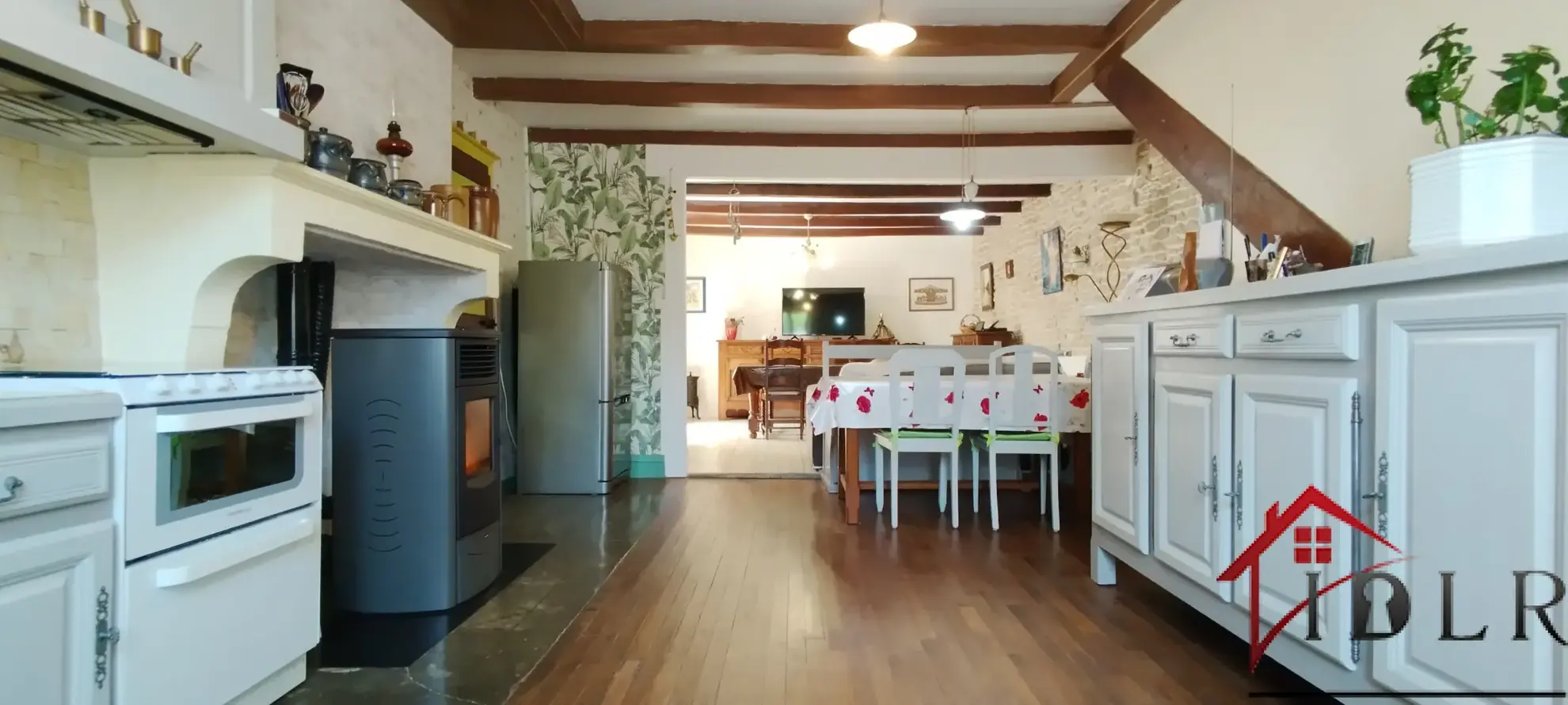 Maison en pierres de 127 m² avec 4 chambres à Giey-sur-Aujon, parfait état 
