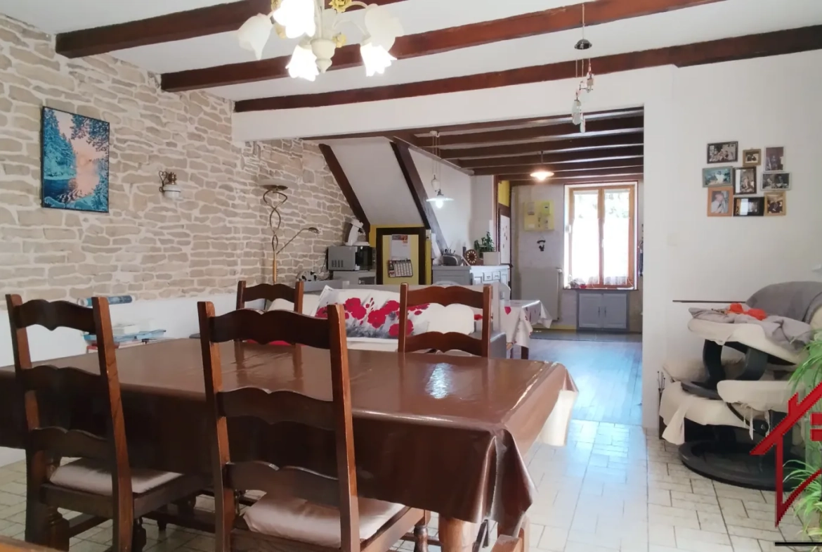 Maison en pierres de 127 m² avec 4 chambres à Giey-sur-Aujon, parfait état 