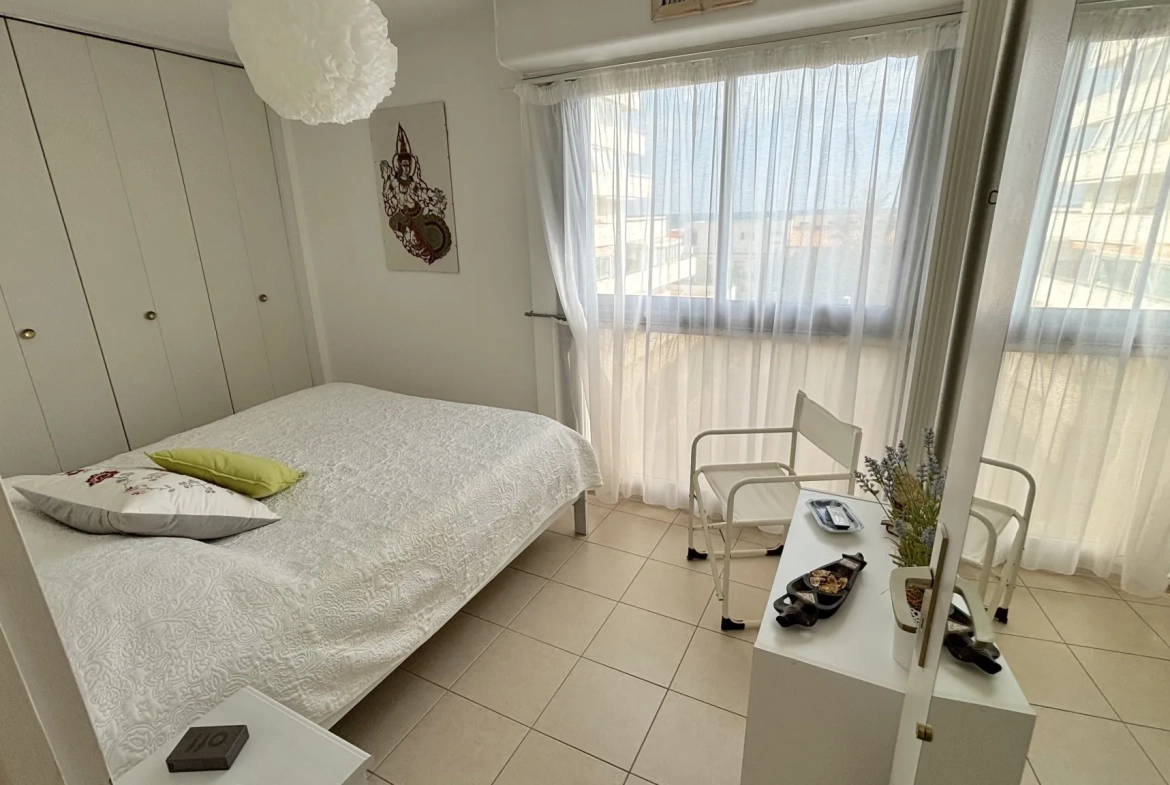 Appartement T2 à Carnon-Plage avec terrasse et vue mer, proximité plage 