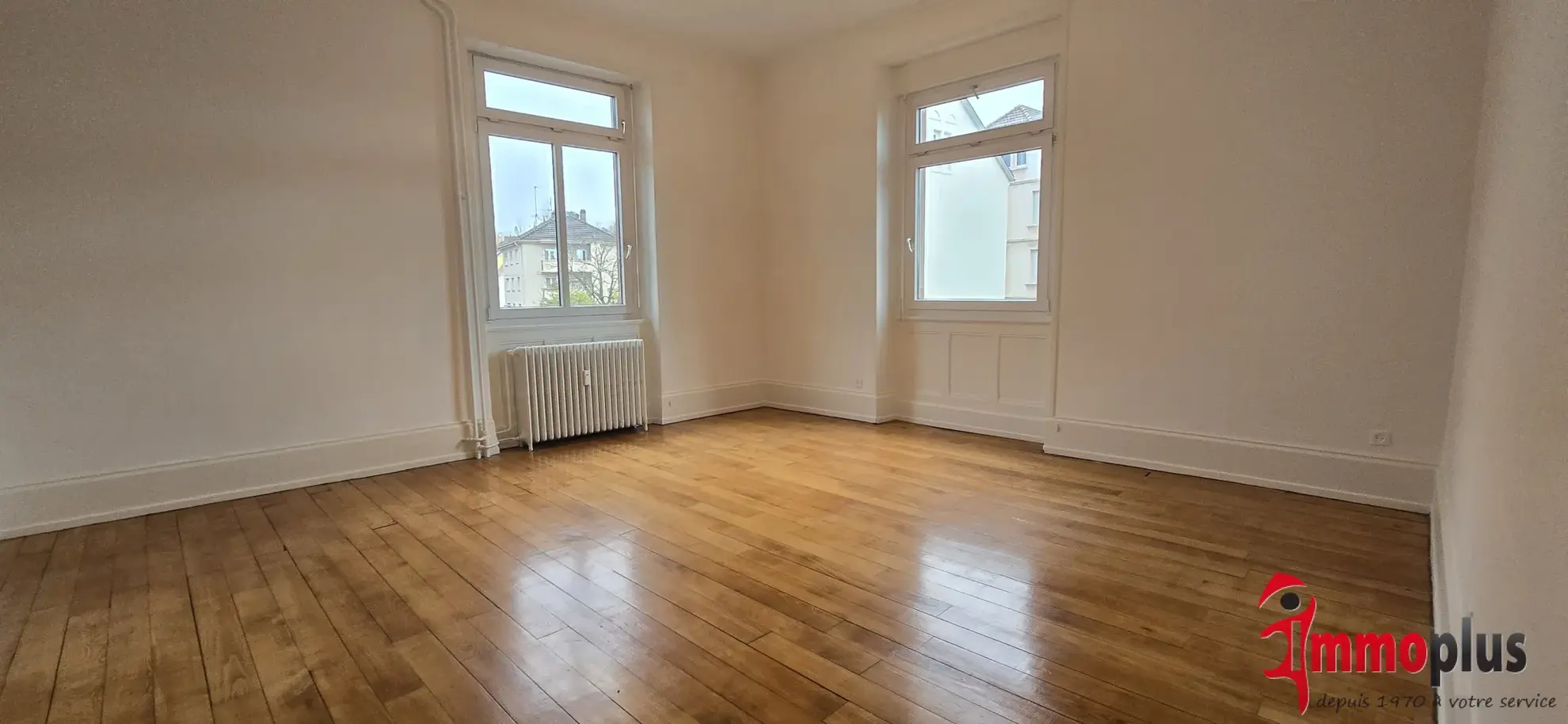 Appartement haussmannien de 172 m² à Mulhouse-Dornach avec garage et cour 