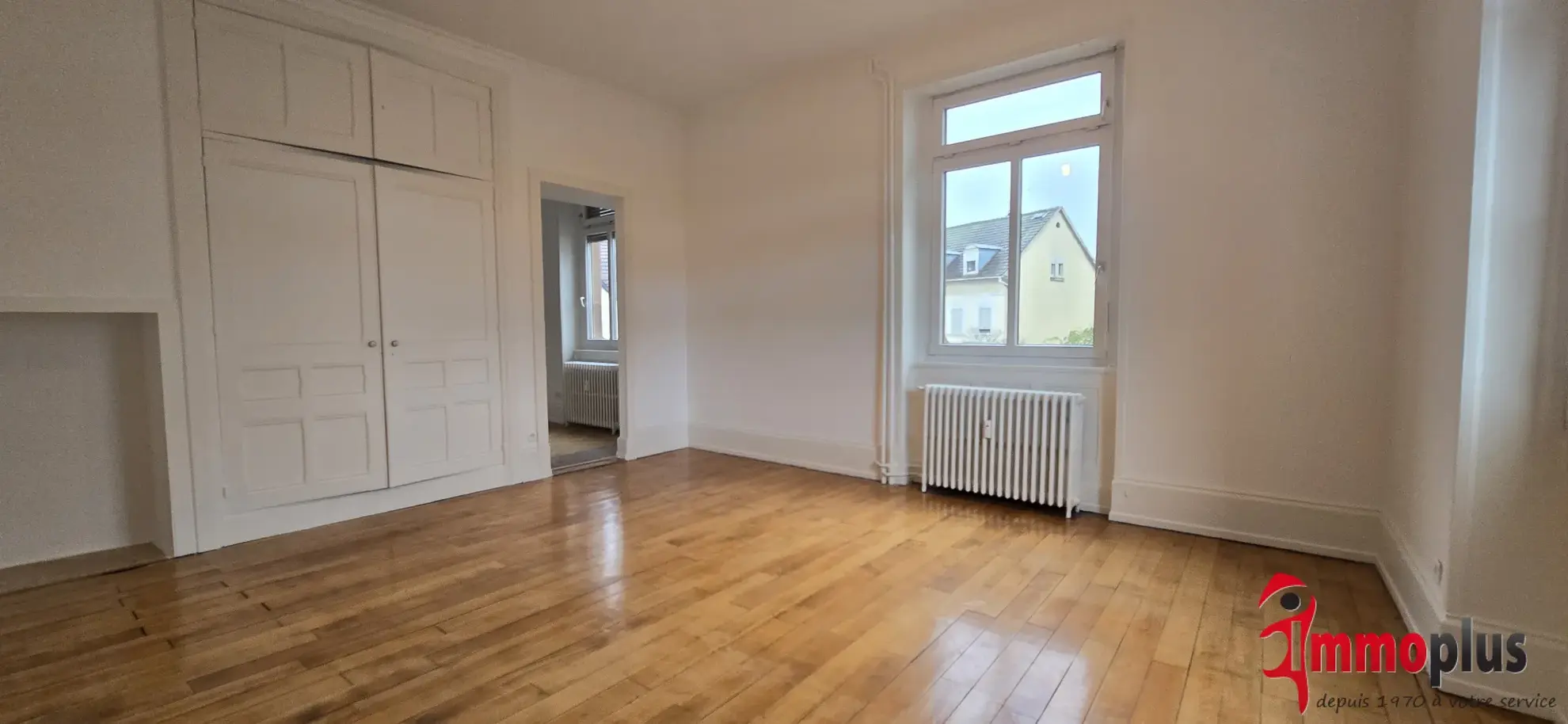 Appartement haussmannien de 172 m² à Mulhouse-Dornach avec garage et cour 