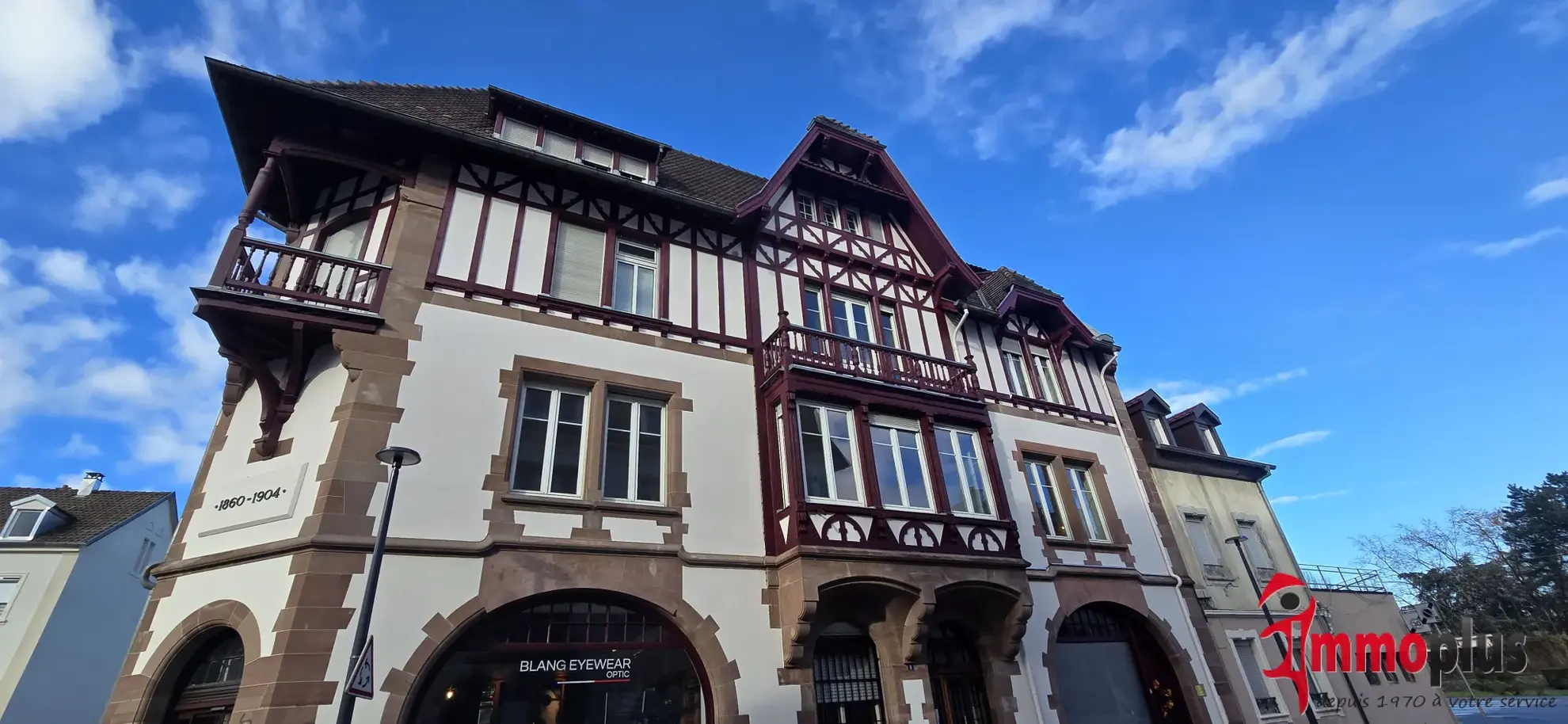 Appartement haussmannien de 172 m² à Mulhouse-Dornach avec garage et cour 