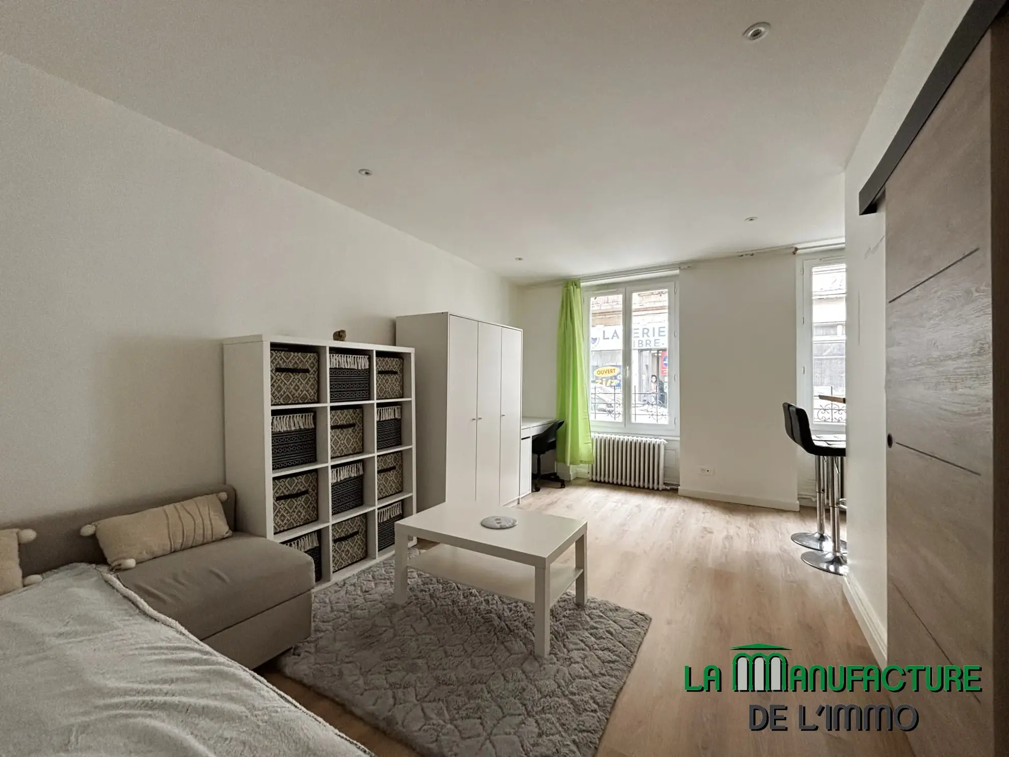 Studio meublé de 25,38 m² rénové à Saint-Etienne, secteur Faculte Jean Monnet 