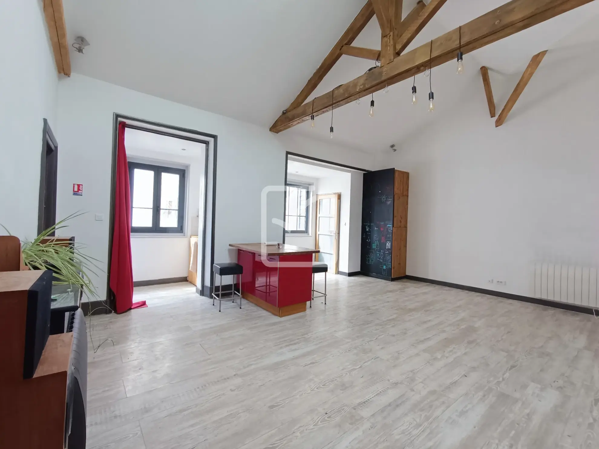Appartement de 80 m2 à Perigueux, proche commodités, calme et lumineux 