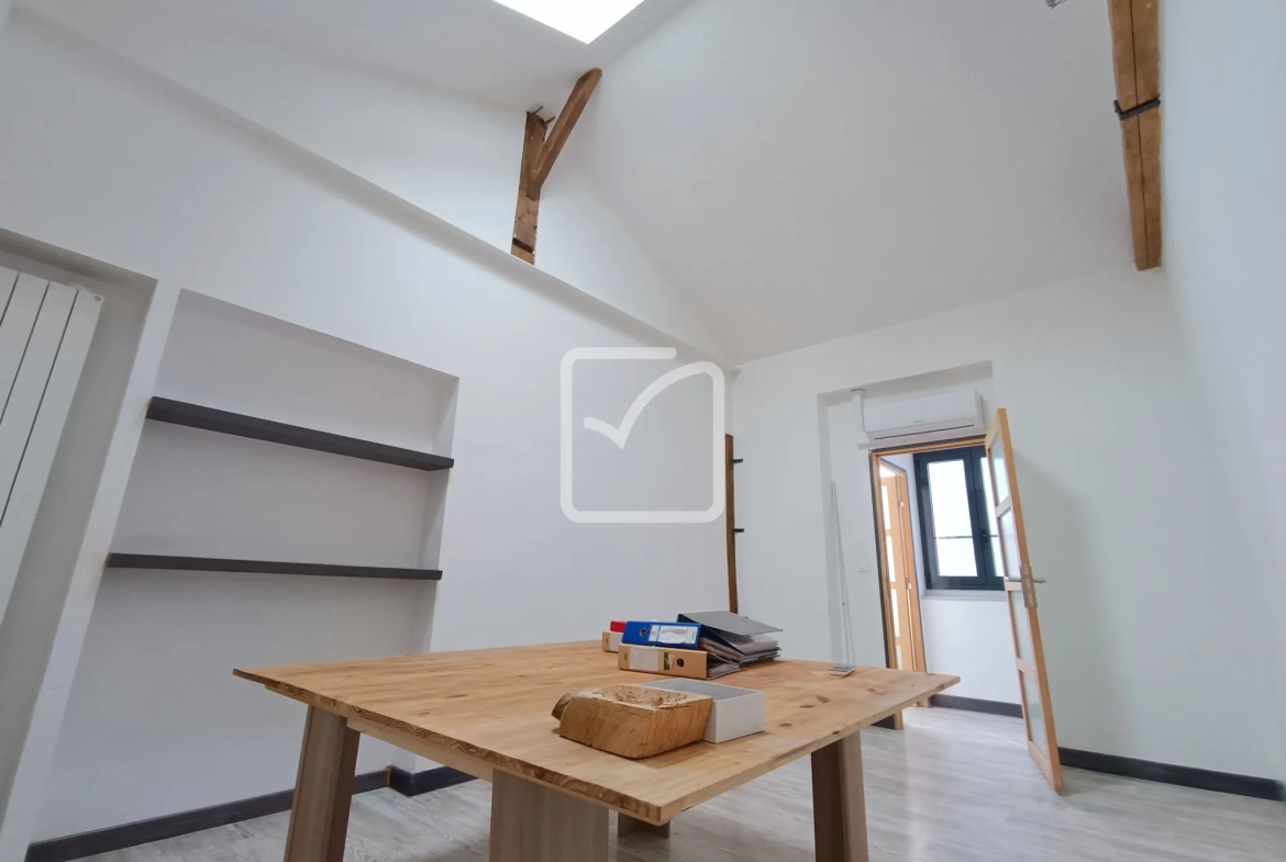 Appartement de 80 m2 à Perigueux, proche commodités, calme et lumineux 