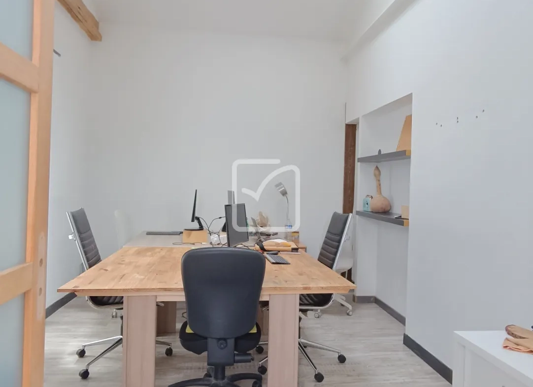 Appartement de 80 m2 à Perigueux, proche commodités, calme et lumineux 