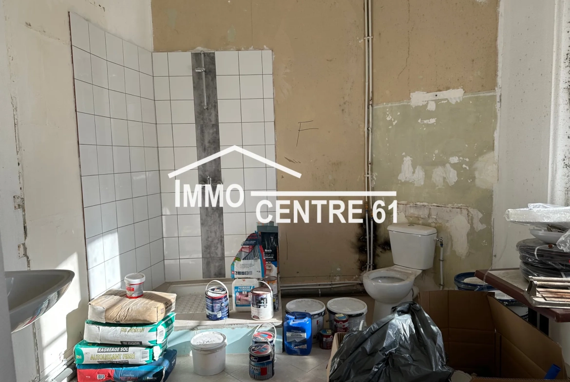 Immeuble de rapport avec restaurant et hôtel à rénover à Bagnoles de l'Orne 
