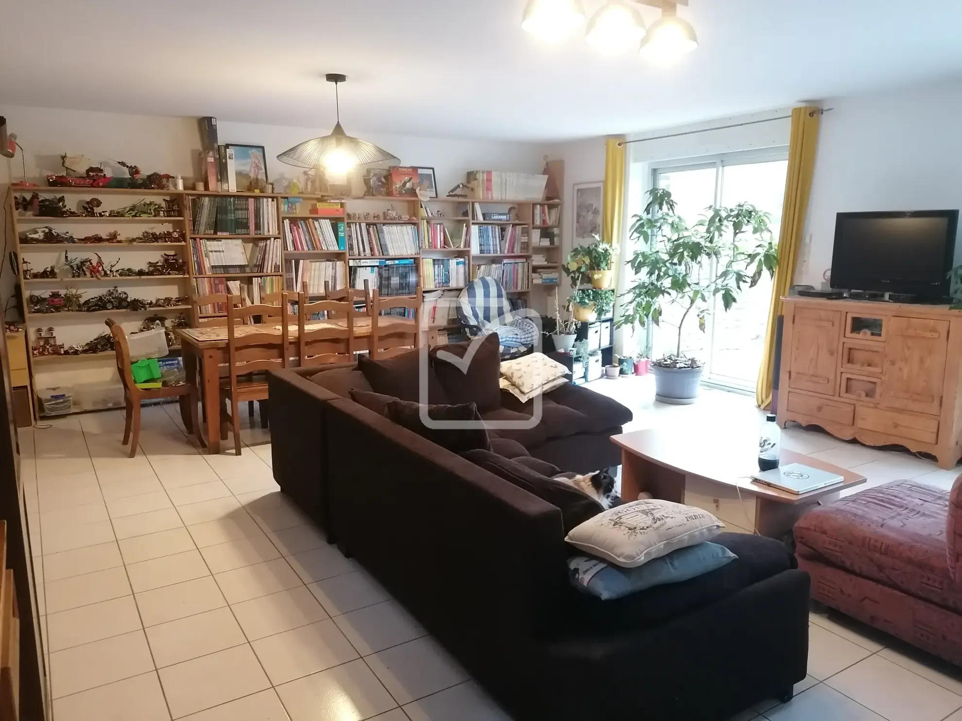 Maison familiale de 142 m² à Campenéac avec 5 chambres et terrain arboré 