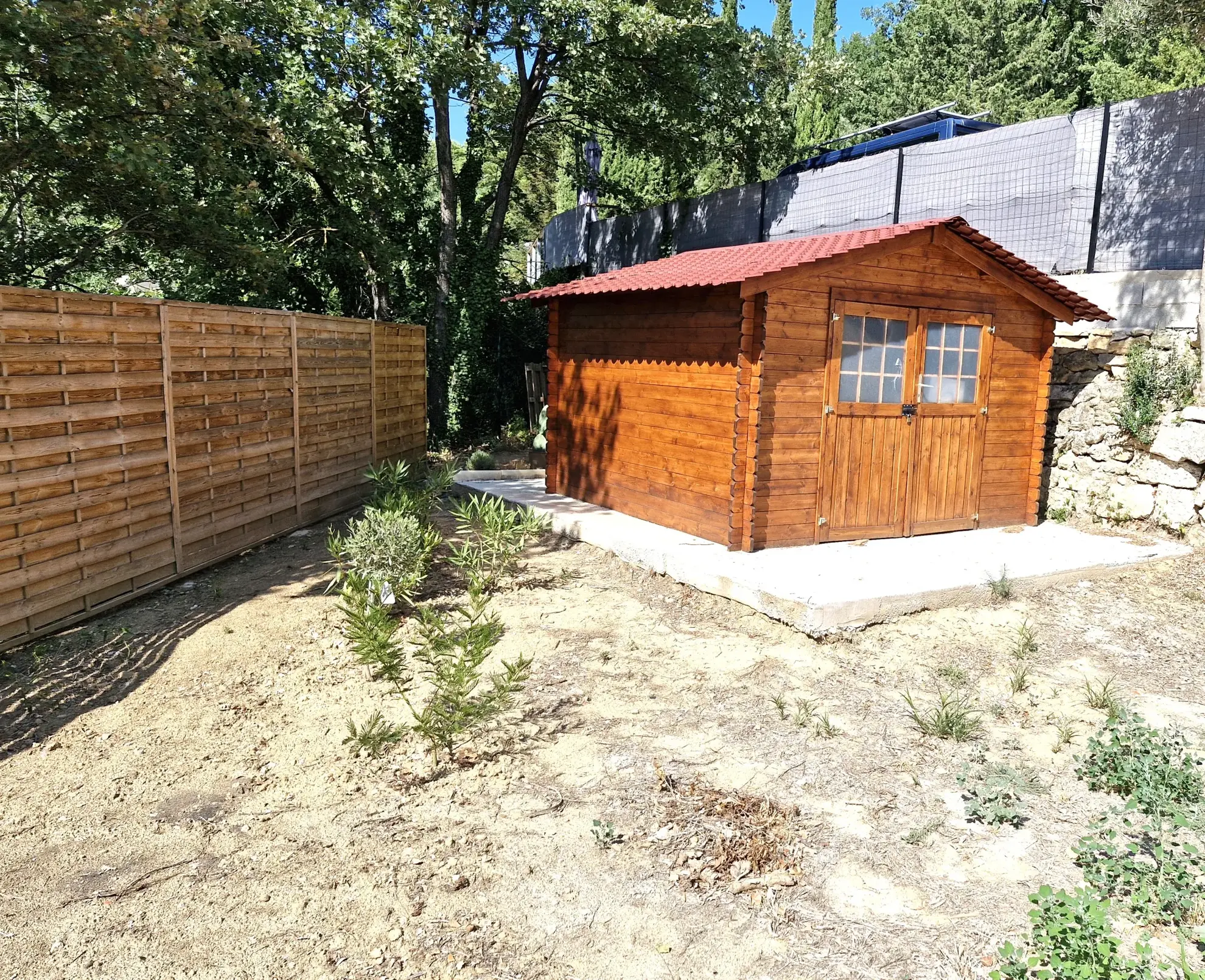 Terrain constructible de 580 m² à Salernes avec vue dégagée 