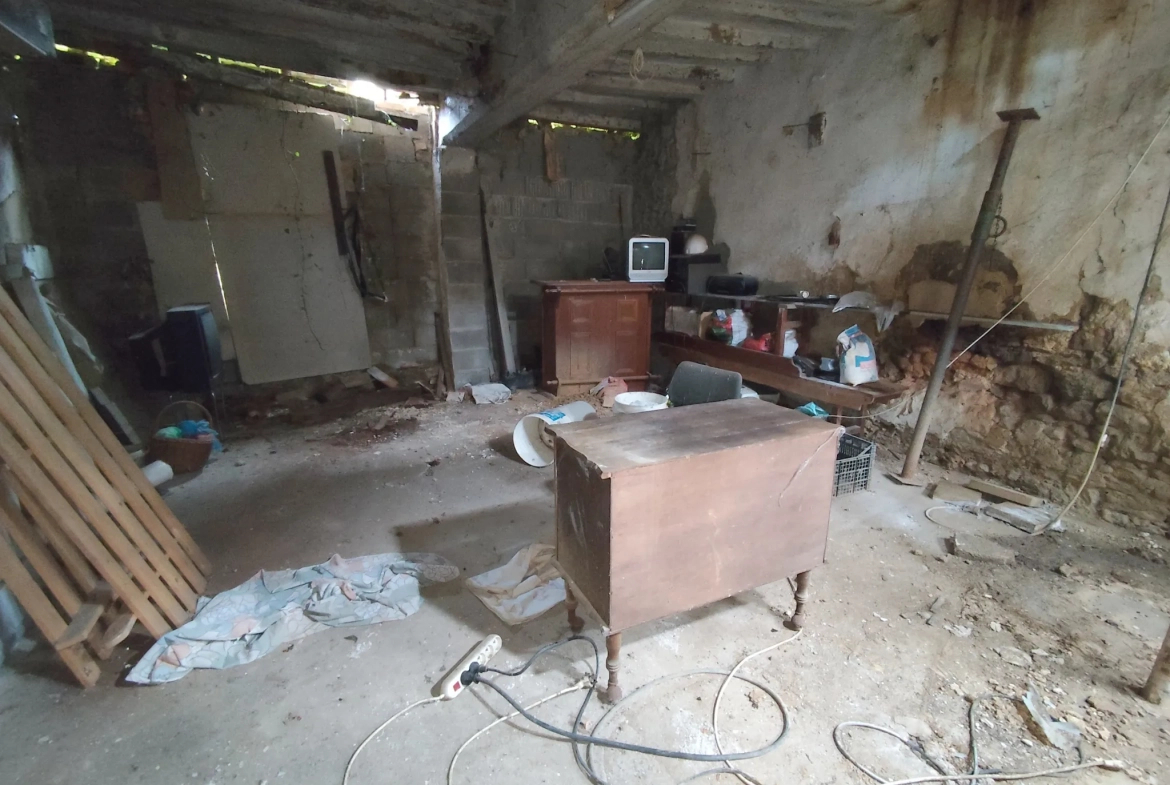 Maison à rénover de 69 m² à Dangeul – Terrain de 1292 m², projet immobilier 