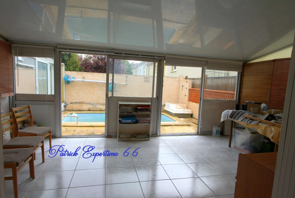 Maison à Perpignan de 115 m² avec piscine, jardin et grand garage - Opportunité d'investissement 