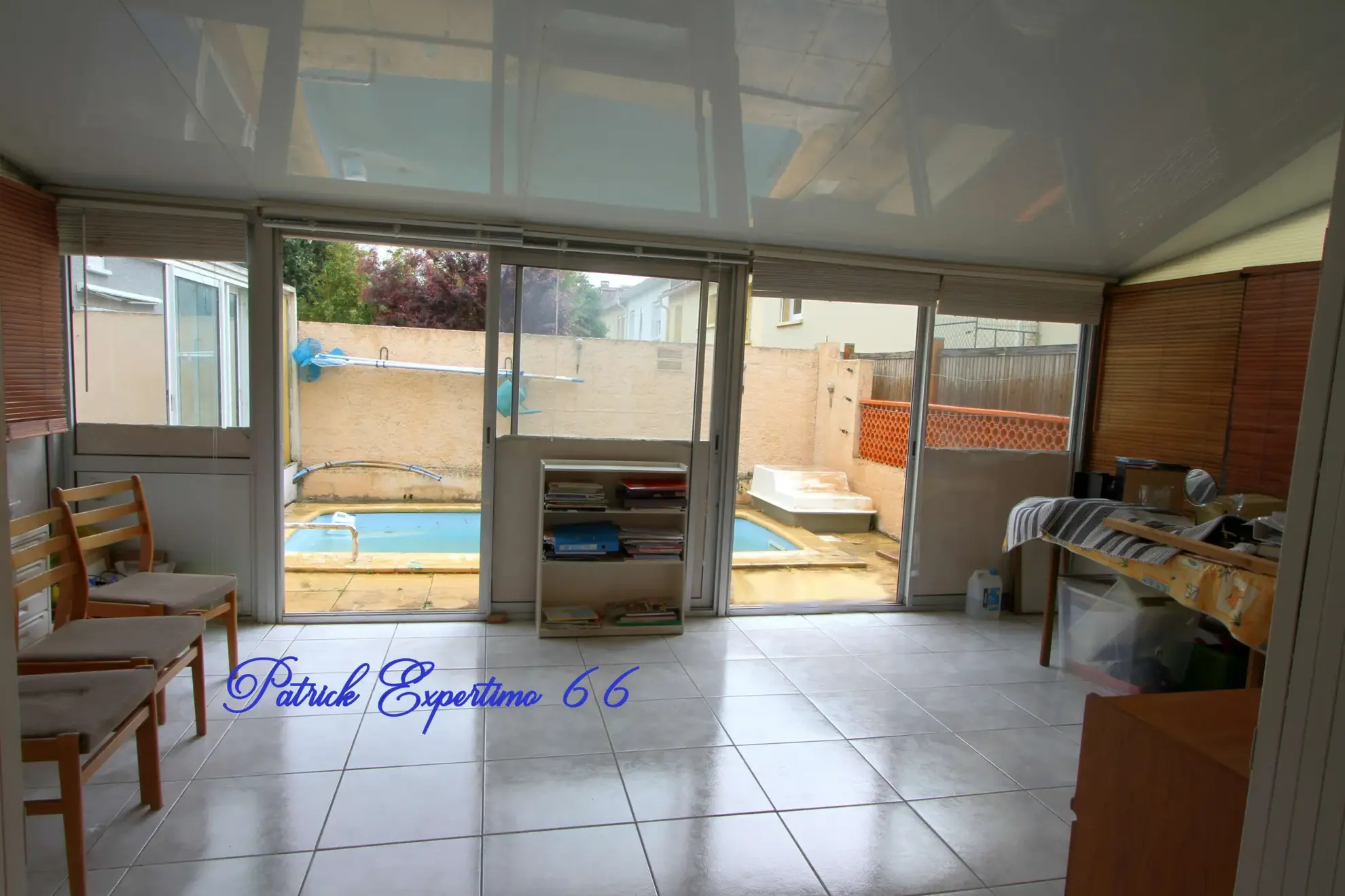 Maison à Perpignan de 115 m² avec piscine, jardin et grand garage - Opportunité d'investissement 