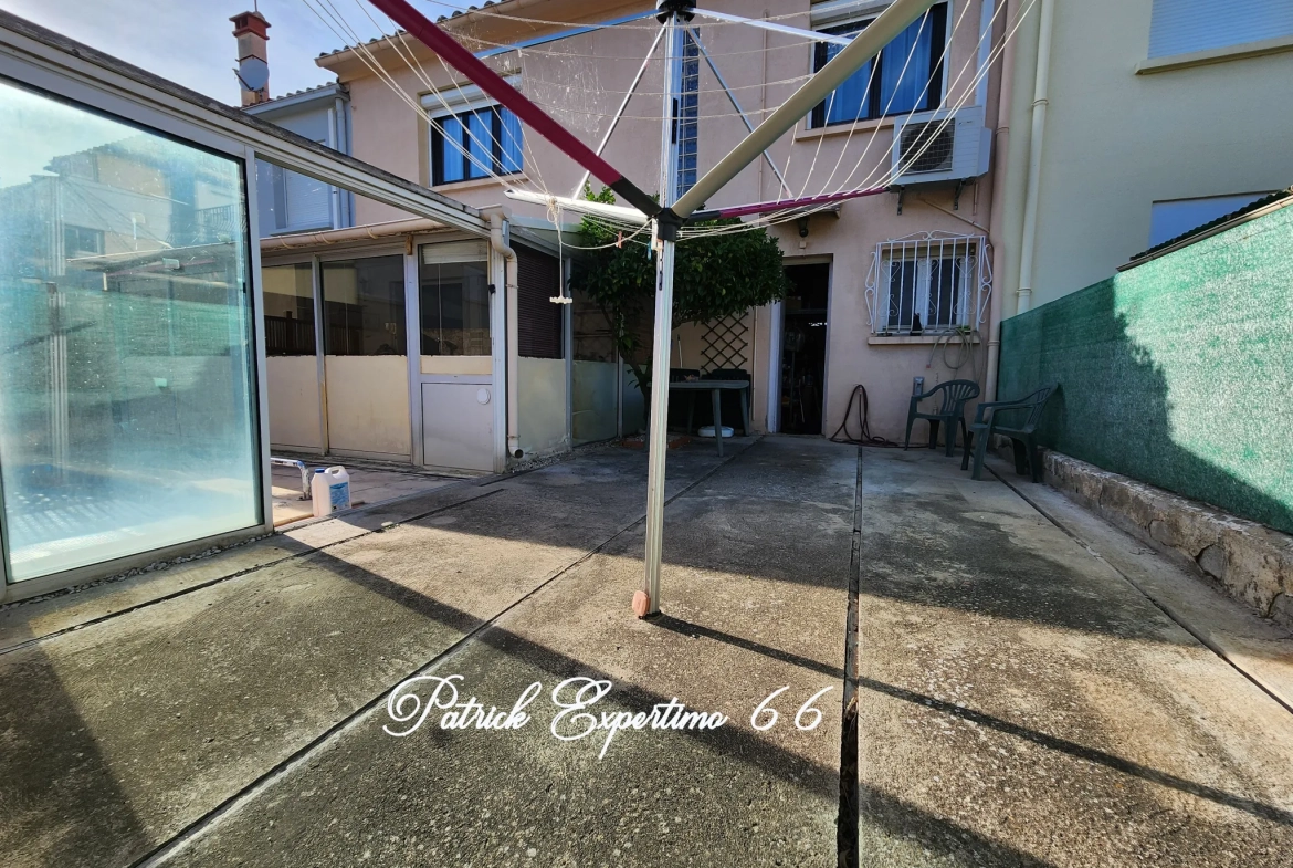 Maison à Perpignan de 115 m² avec piscine, jardin et grand garage - Opportunité d'investissement 