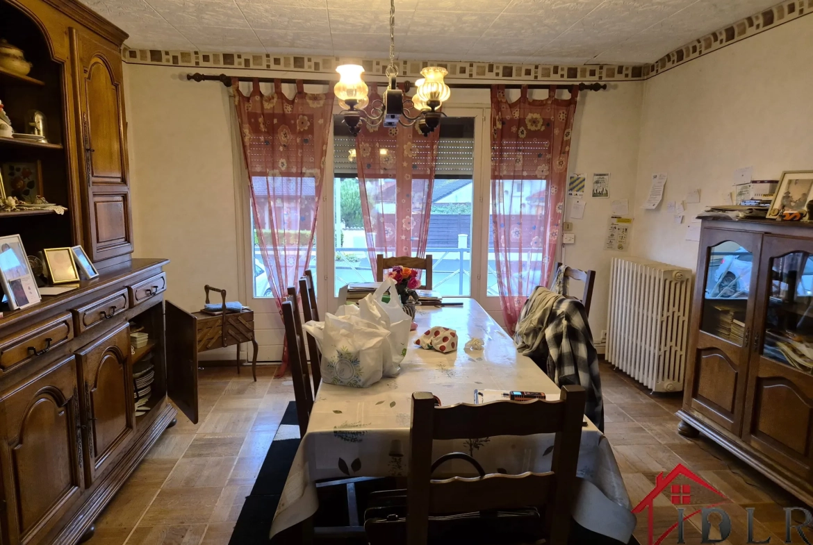 Maison à Bettancourt-la-Ferrée avec jardin de 1120 m², 2 chambres, à rénover 