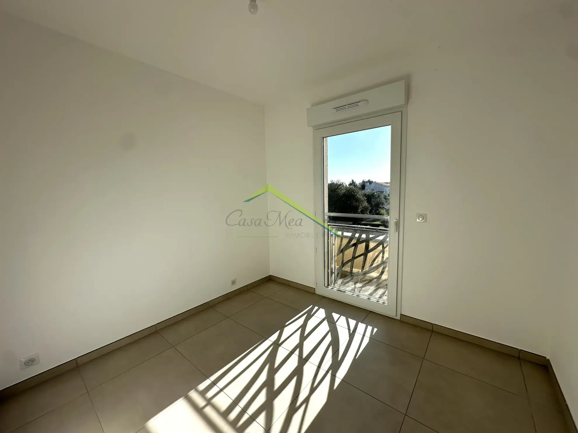 Appartement T3 neuf avec terrasse, parking privé à Lucciana 