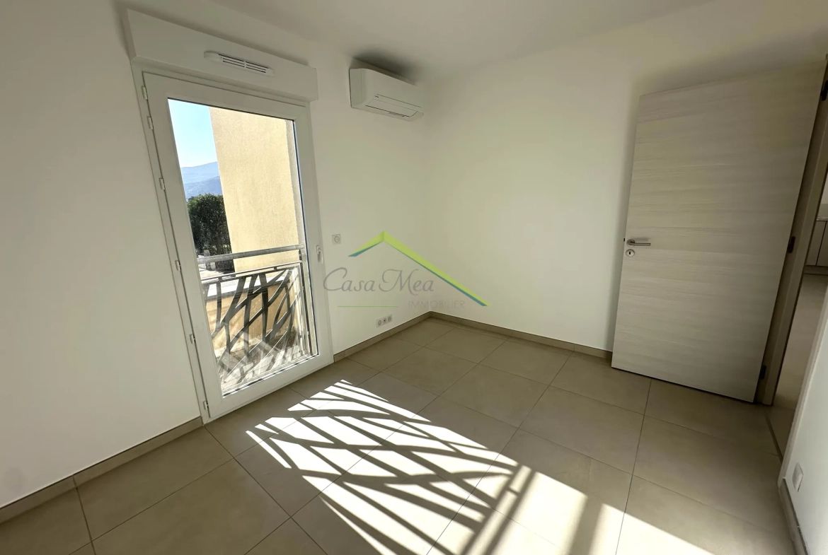 Appartement T3 neuf avec terrasse, parking privé à Lucciana 
