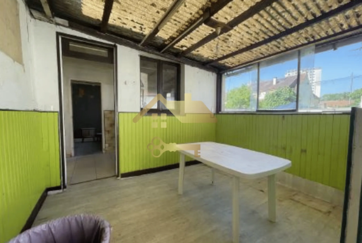 Maison à vendre à Villepinte de 60 m² avec garage et terrain de 312 m² 
