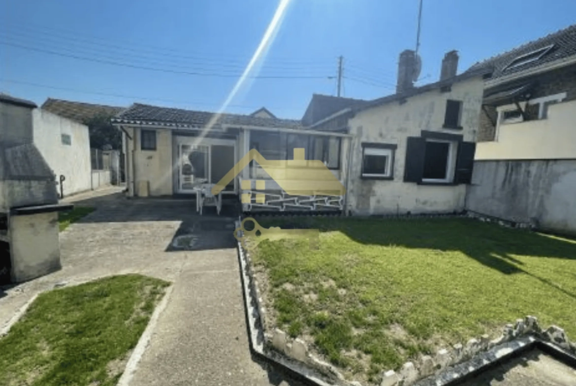 Maison à vendre à Villepinte de 60 m² avec garage et terrain de 312 m² 
