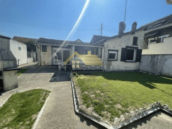 Maison à vendre à Villepinte de 60 m² avec garage et terrain de 312 m²