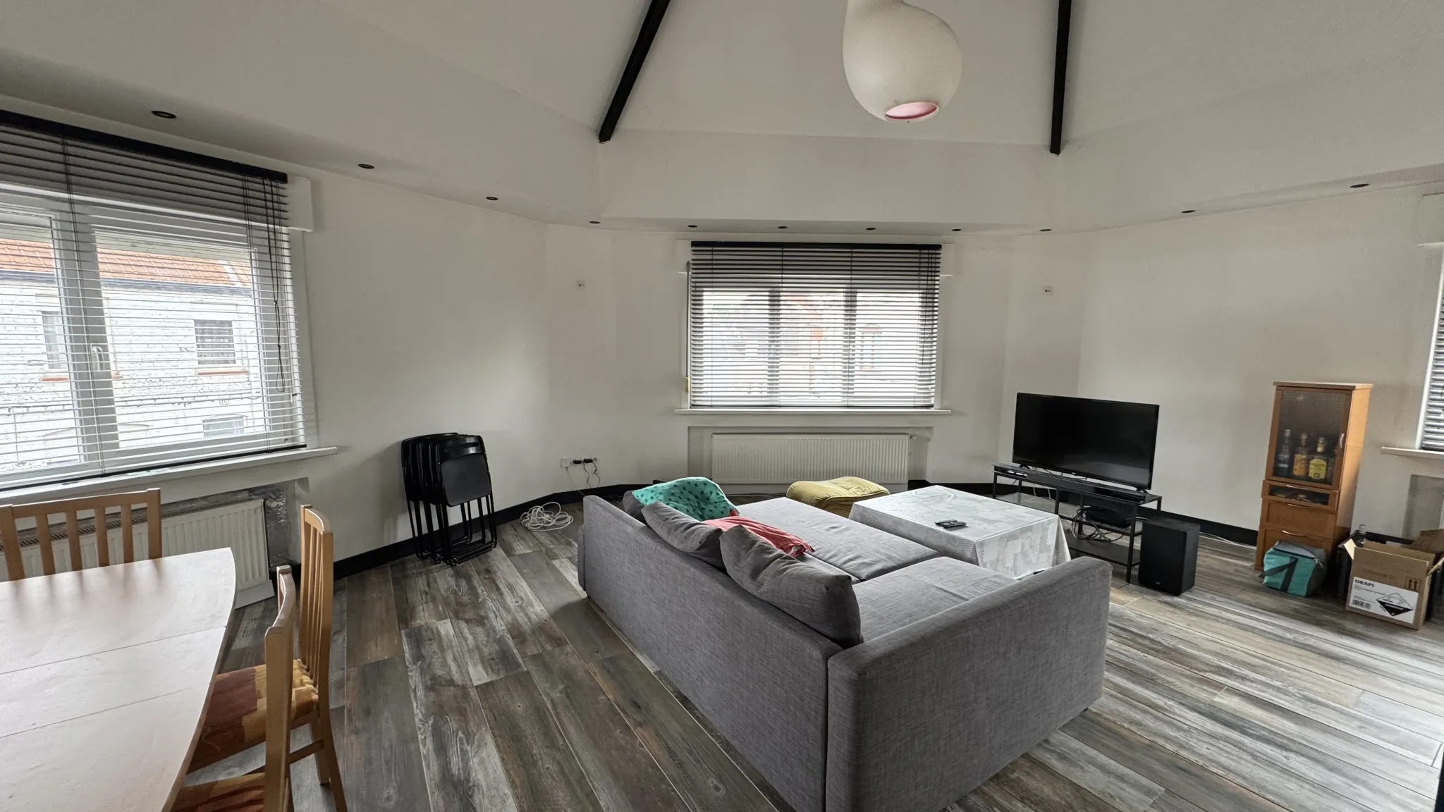 Loft lumineux de 156 m² à Wattrelos avec terrasse et garage haut de gamme 