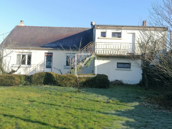 Double maison à vendre à Augan – 89 m² sur 2100 m² de terrain
