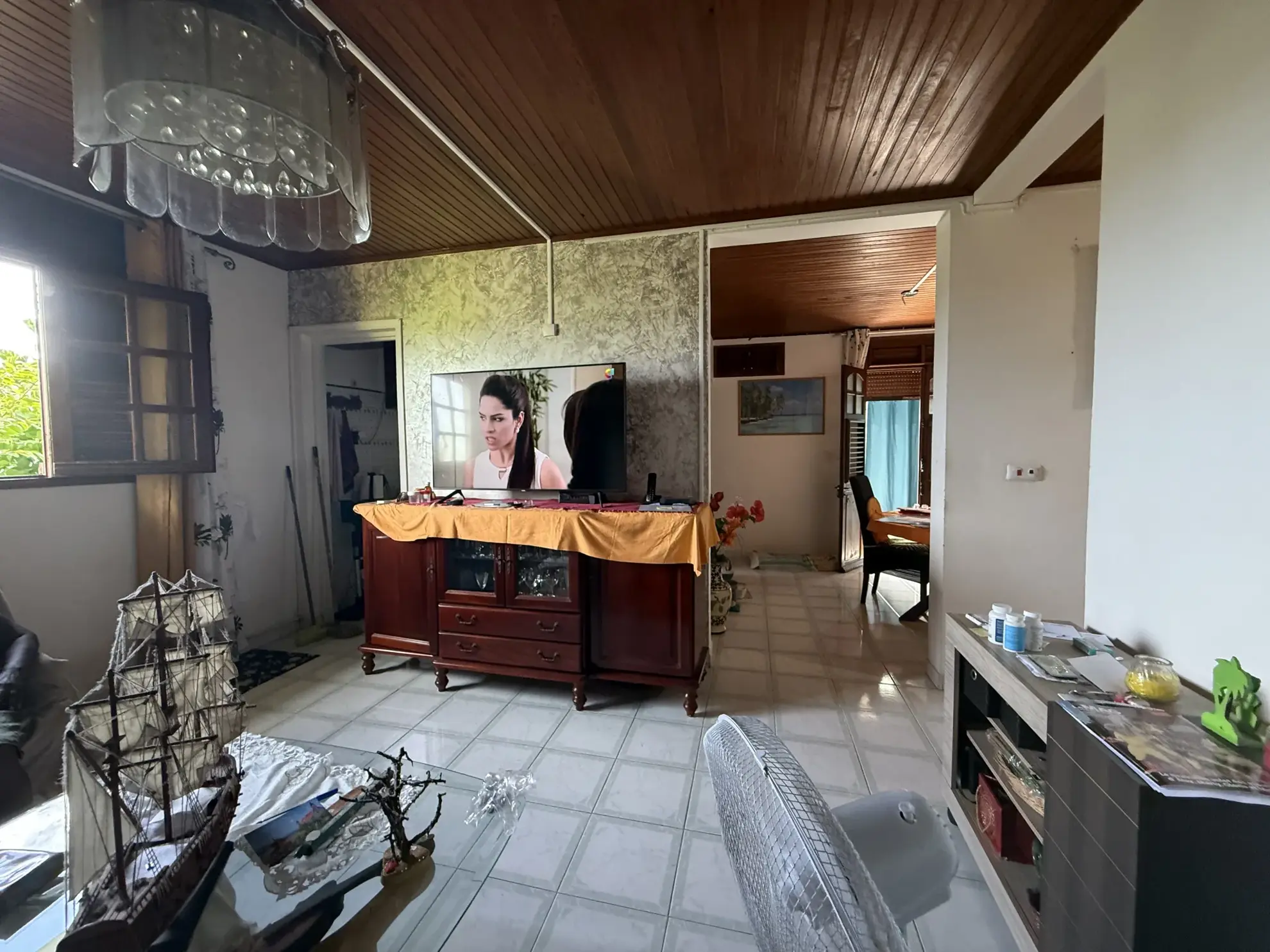Appartement F3 à vendre à Ducos avec jardin, 2 chambres, terrasse et stationnement sécurisé 