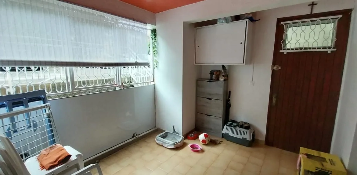Appartement F3 loué avec loggia et parking à Fort-de-France - Secteur calme 