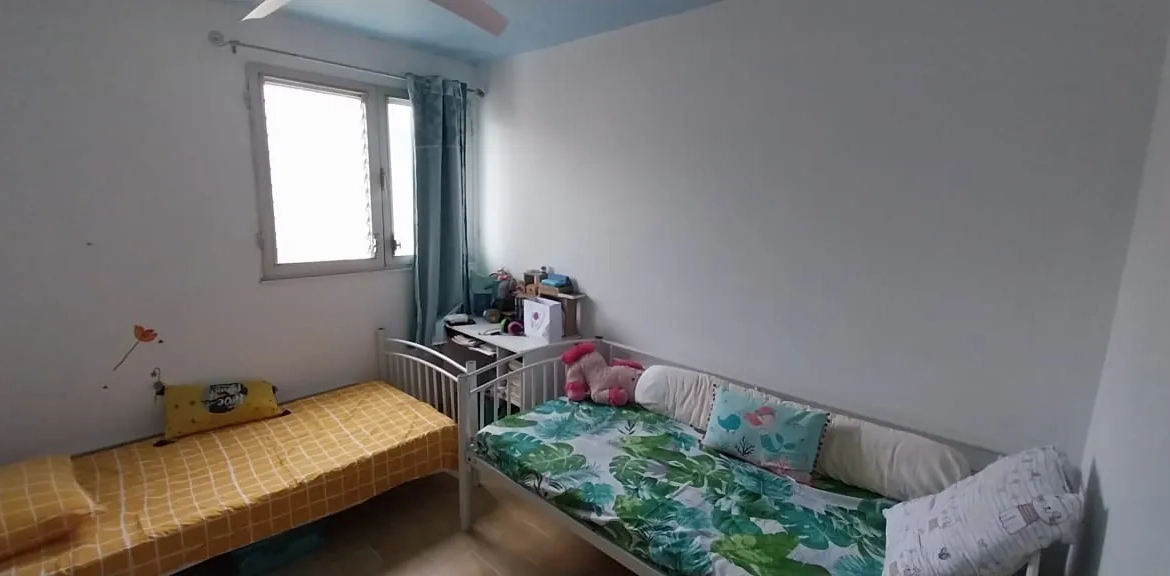 Appartement F3 loué avec loggia et parking à Fort-de-France - Secteur calme 