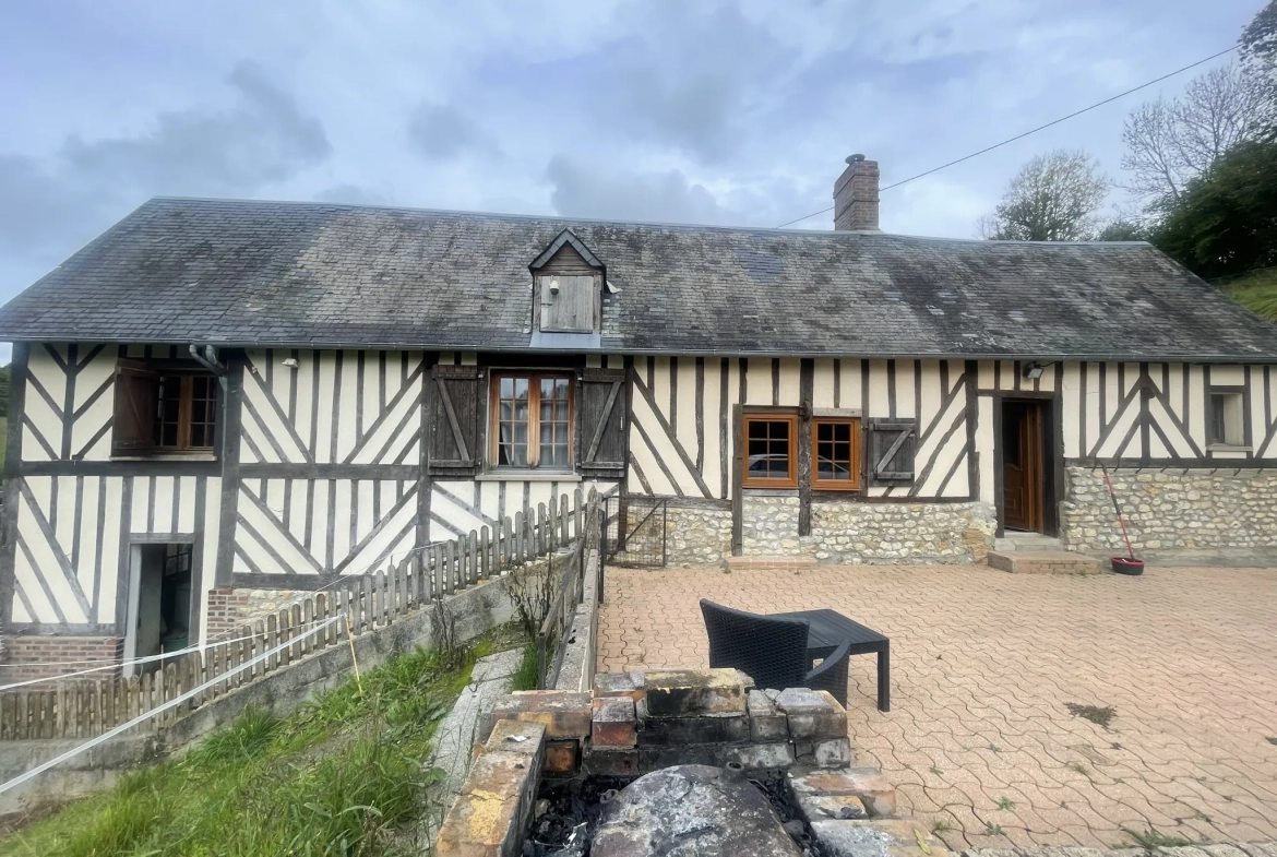 Spacieuse maison normande avec grand terrain à Vimoutiers 