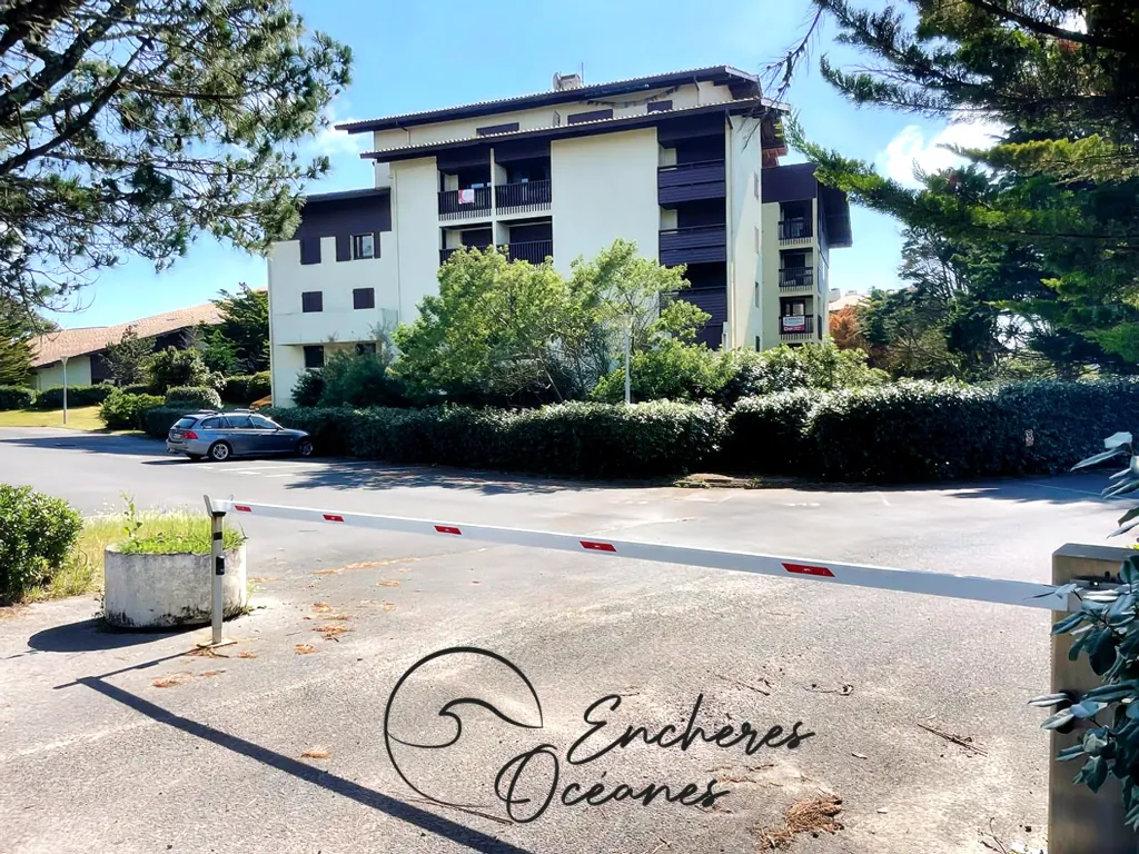 Vente Appartement à Seignosse avec Terrasse, Parking Privé et Vue Dégagée 