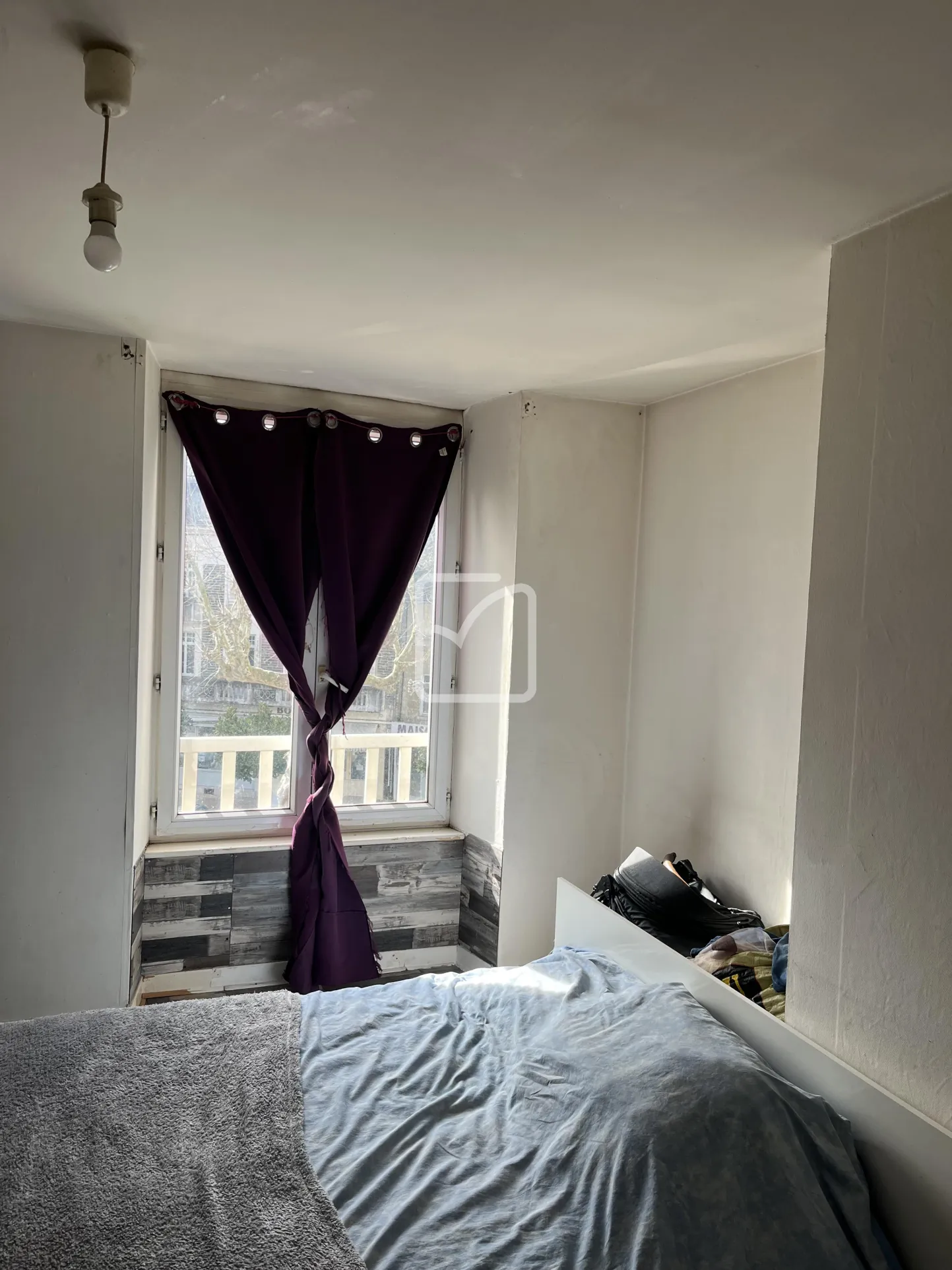 Immeuble de rapport à vendre à Allassac avec local commercial et appartement loué 
