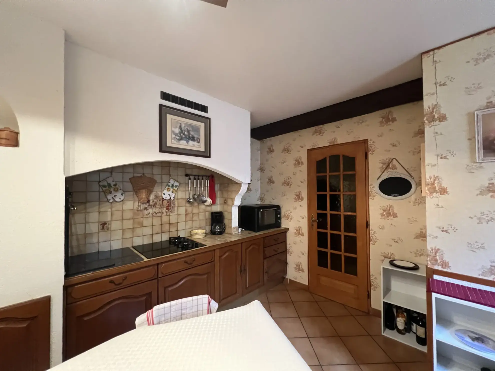 Belle maison rénovée avec grand terrain et dépendances à Fulvy proche Montbard et Dijon 