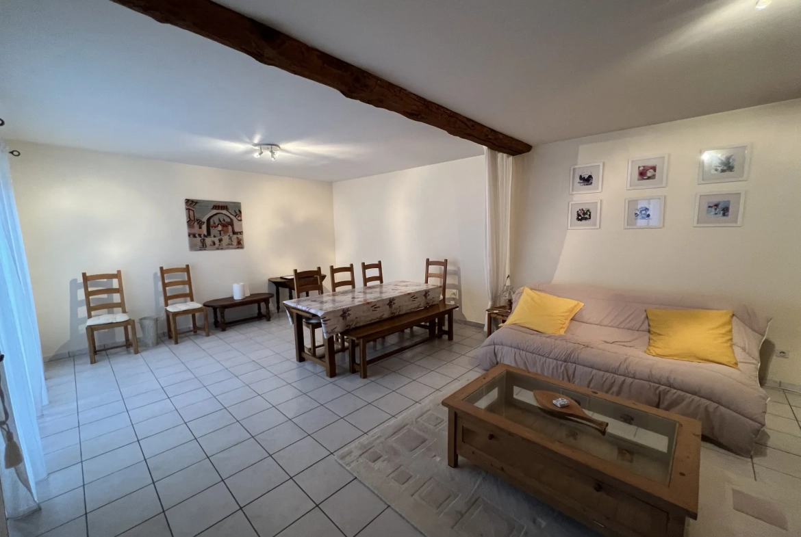 Belle maison rénovée avec grand terrain et dépendances à Fulvy proche Montbard et Dijon 