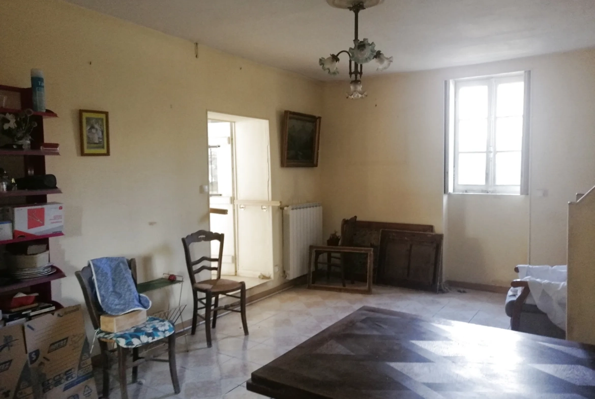 Opportunité d'achat maison de ville de 163 m² à Nevers avec garage et jardin 